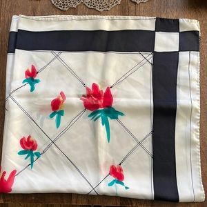 Robert Daskal scarf